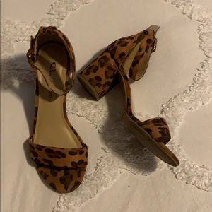 💕CL by Laundry Jody Sandal💕